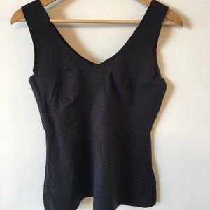Knic Canada luxelift tank top